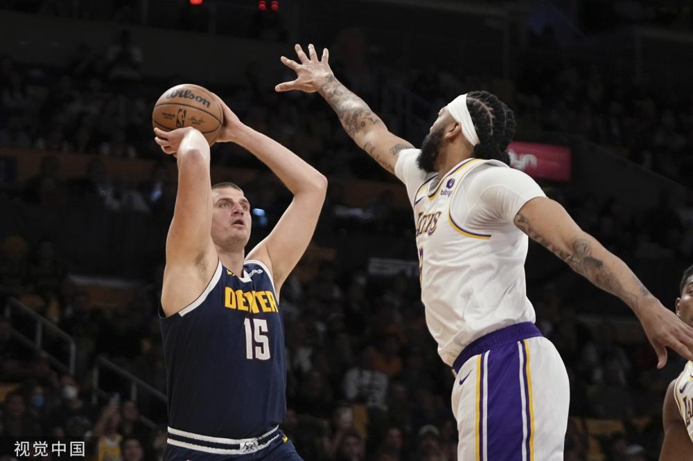 在竞争激烈 在竞争激烈